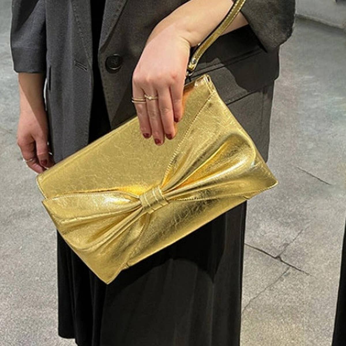 FASHIONABLE LARGE BOW EVENING CLUTCH BAG_CWAB2620