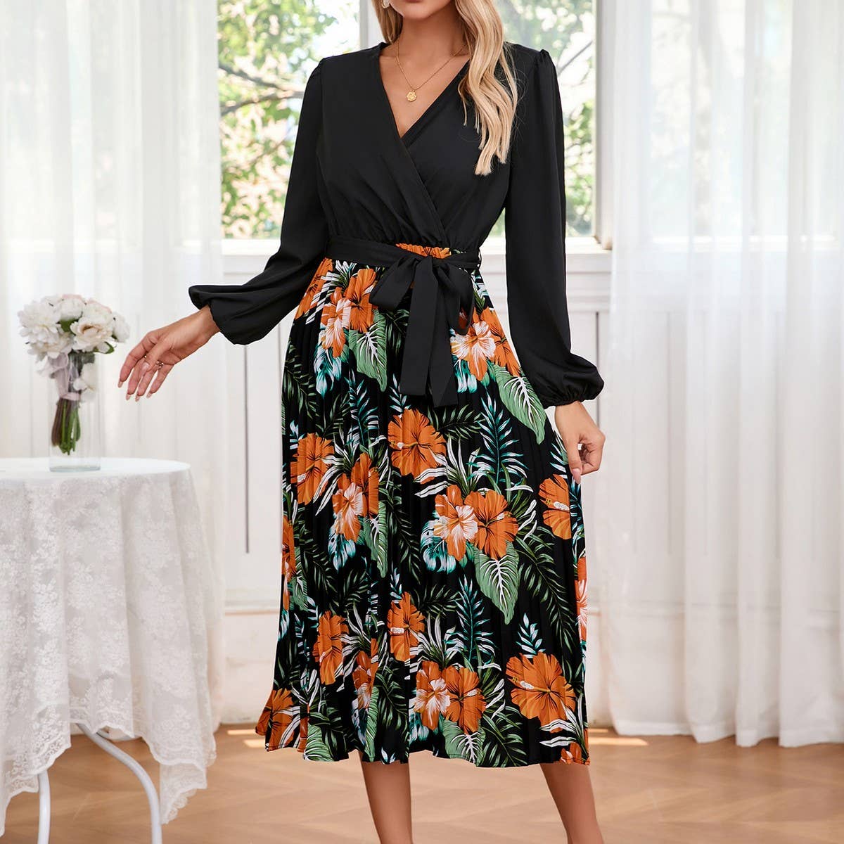 V-neck print long-sleeved pleated dress