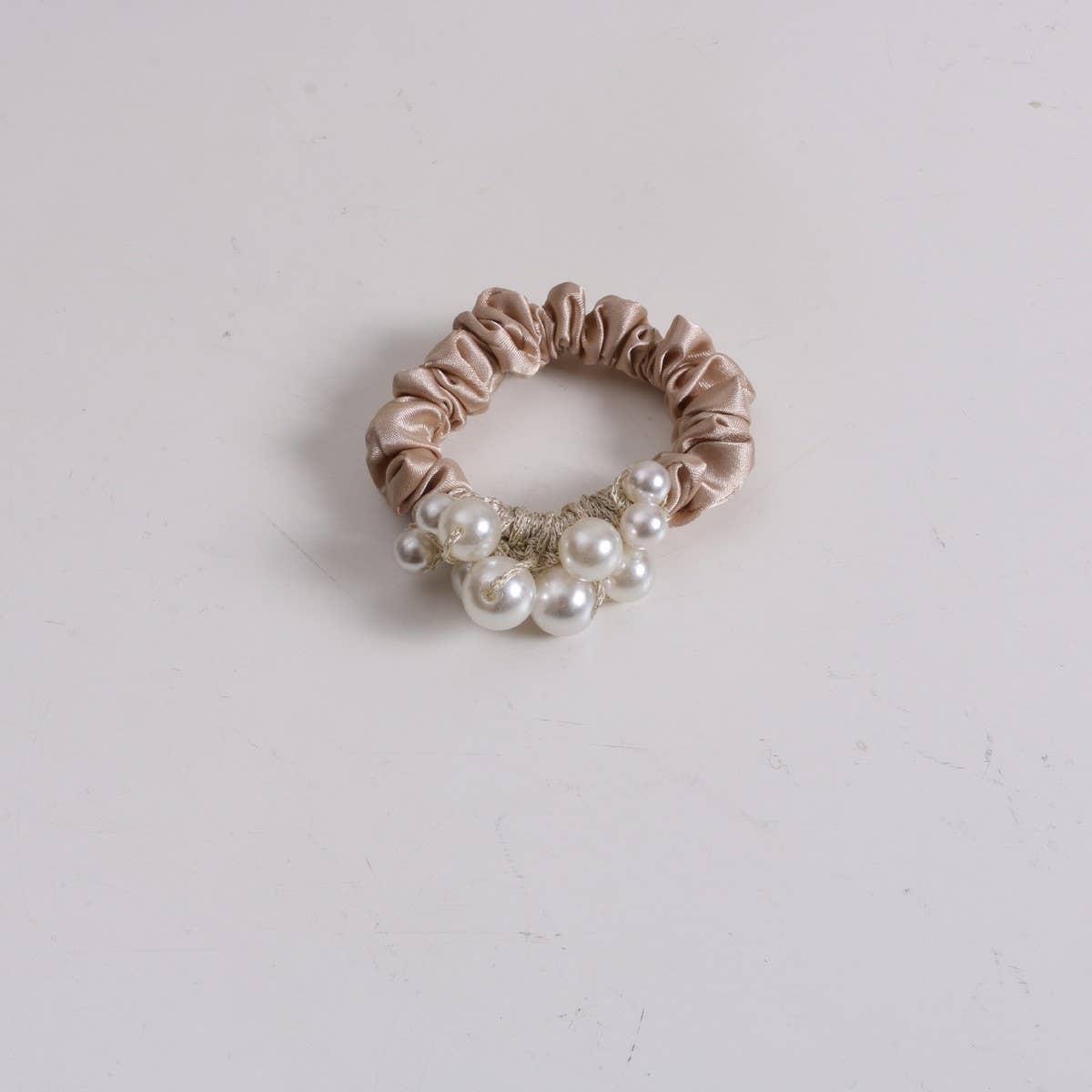 Elegant Pearl Scrunchie Simple Cute New Hair Tie