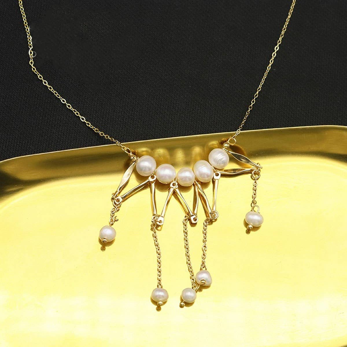 WOMEN'S VINTAGE TASSEL NATURAL PEARL NECKLACE