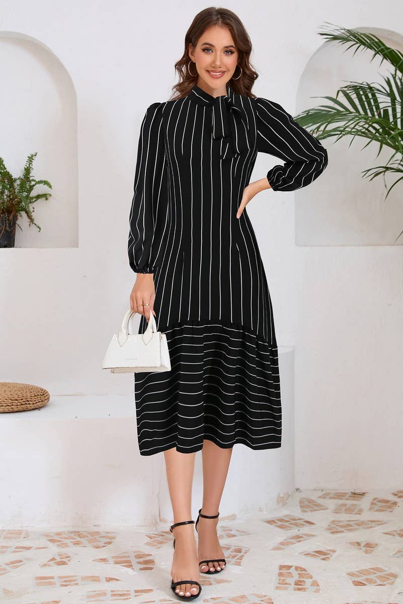 CWDMD4000_LONGSLEEVED STAND-UP COLLAR PINSTRIPED WORK DRESS