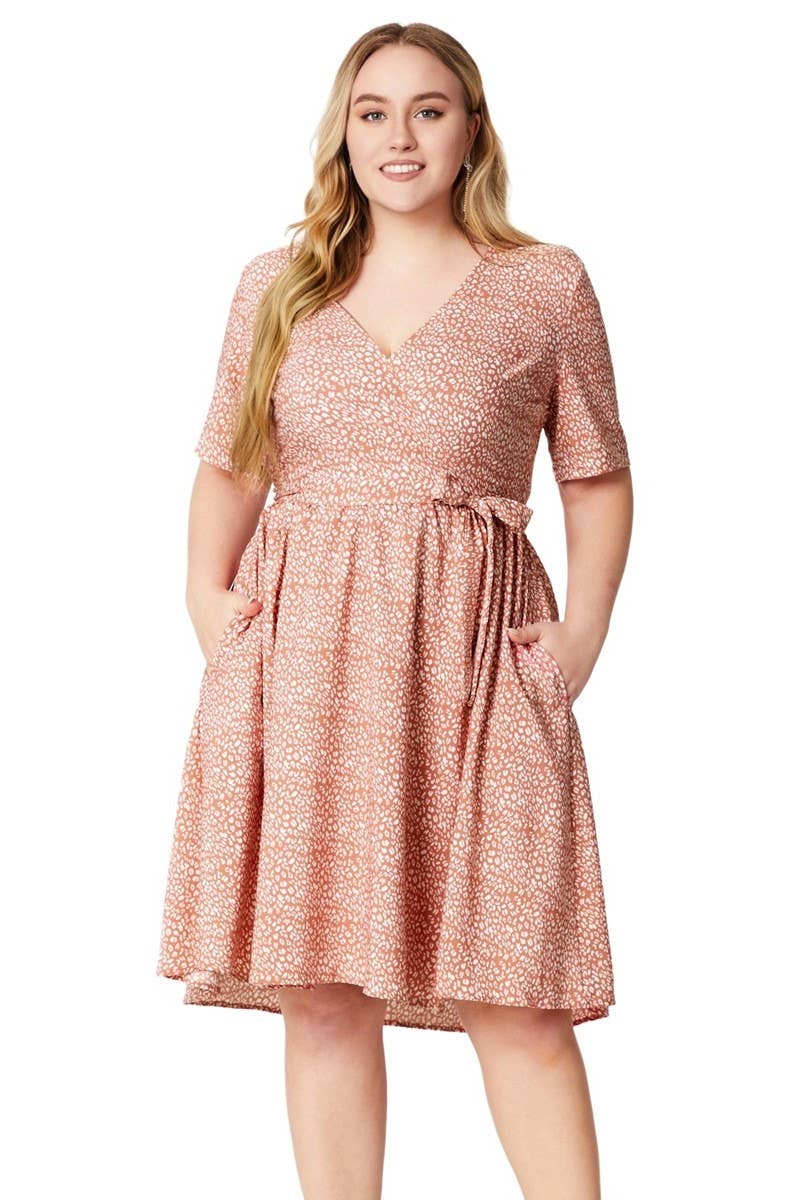 CWDSD5574_PLUS SIZED V-NECK POCKET PRINT DRESS