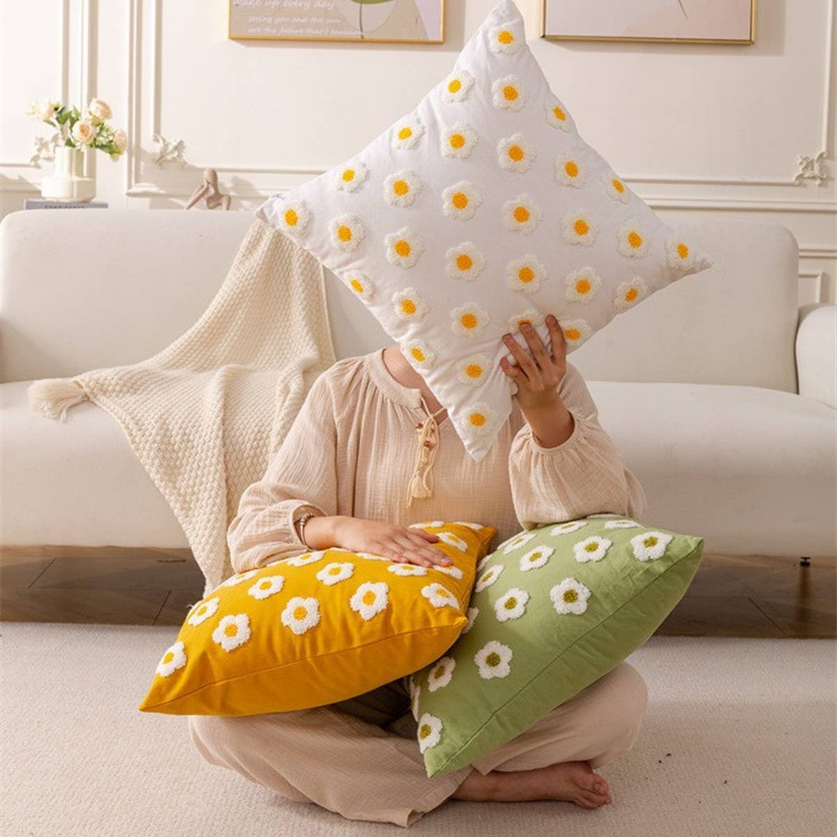 DAISY FLORAL TUFTED PILLOW COVER COTTAGE CHIC DECOR_CWMM7686