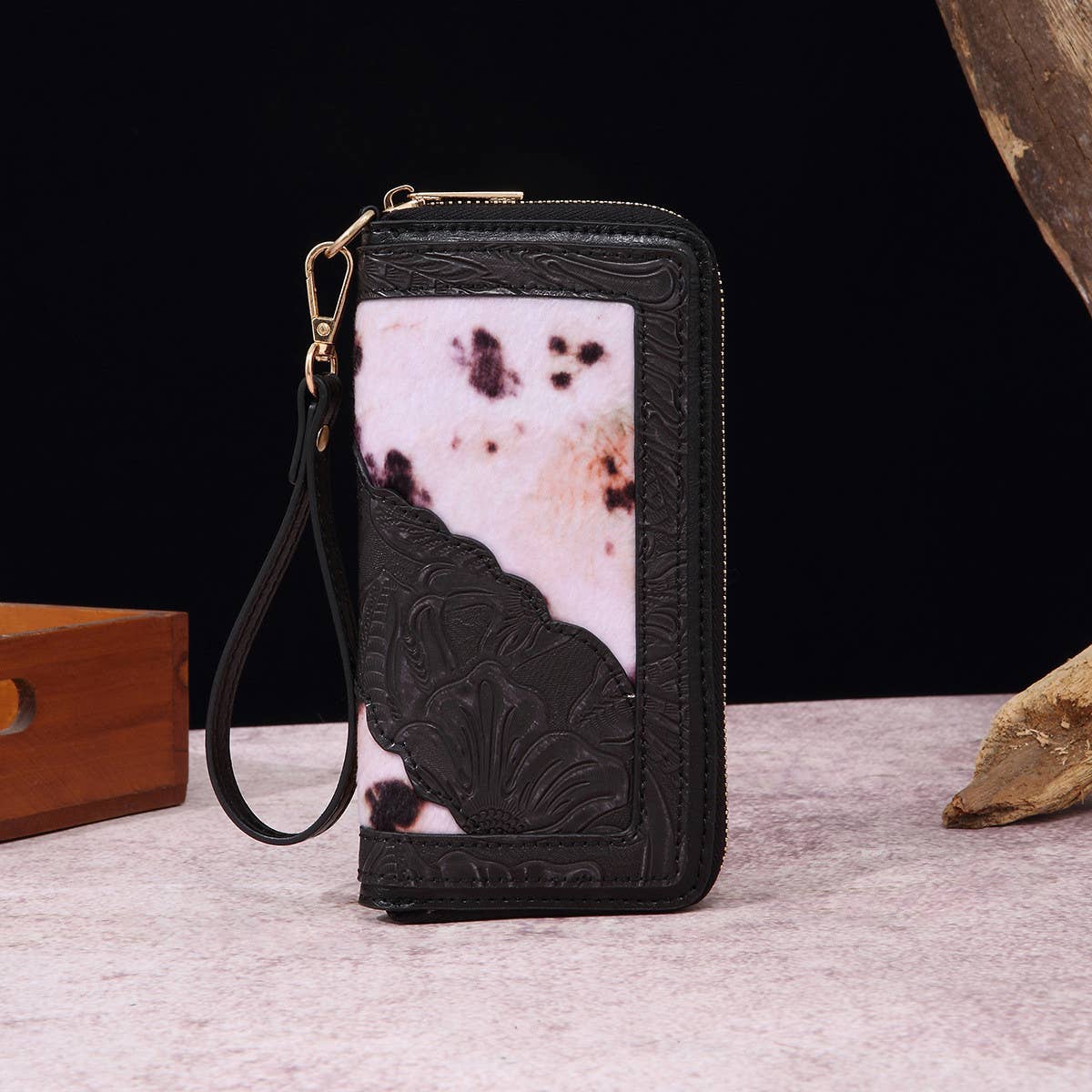 LEATHER CARVED EMBOSSED BOHEMIAN CLUTCH WALLET_CWAB2592