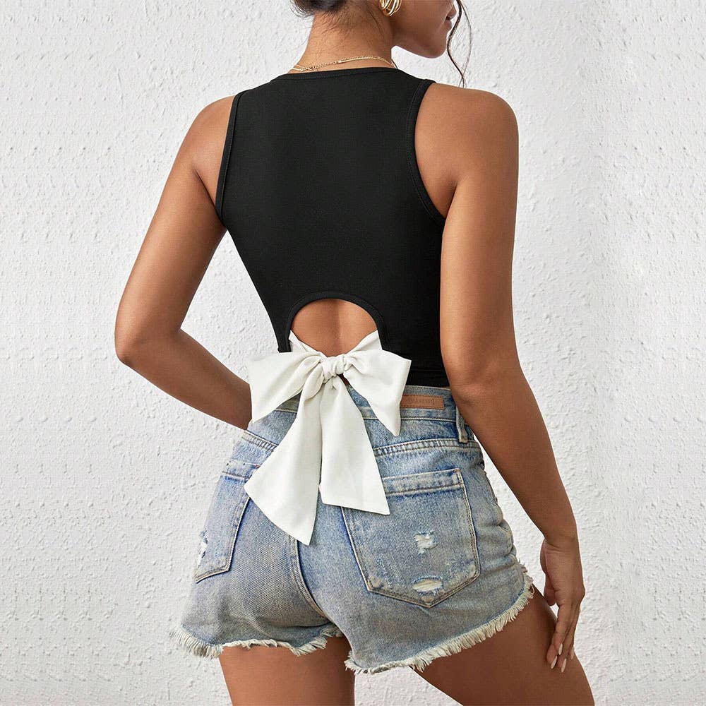 V-neck, slim, short hollowed-out patchwork vest