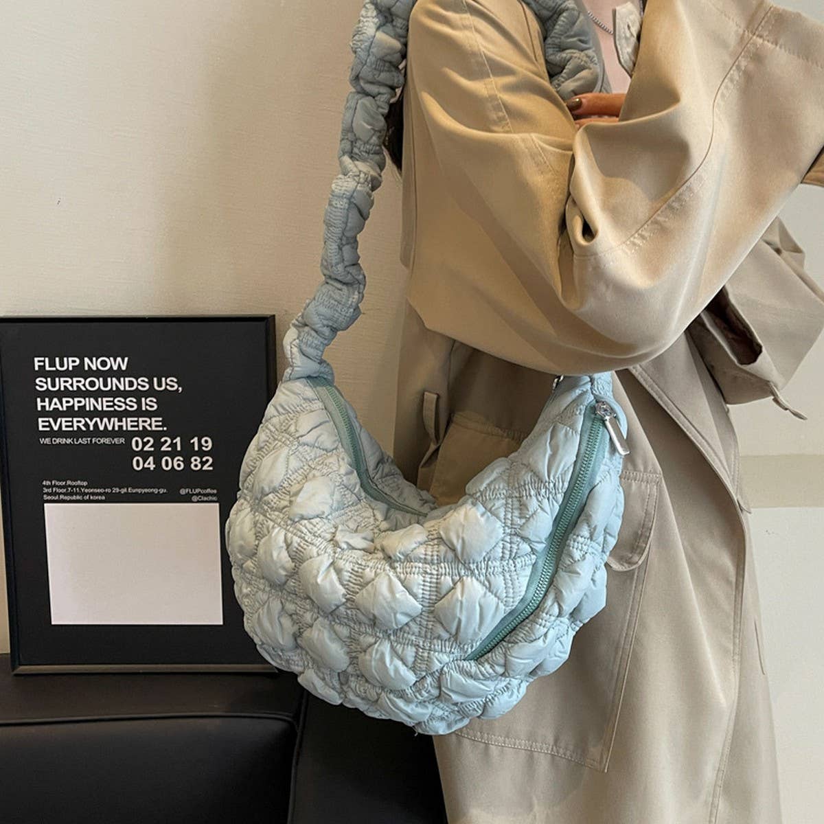 Large L Size Dumpling Cloud Shoulder Bag_CUAB00478