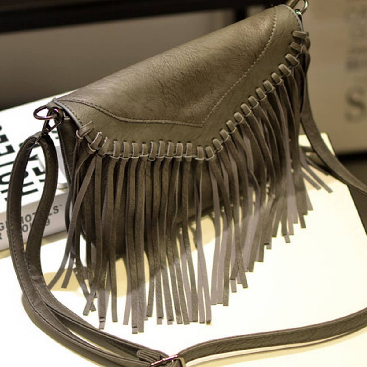 CWAB4564_HA HEE ENVELOPE TASSEL SHOULDER CROSSBODY BAG