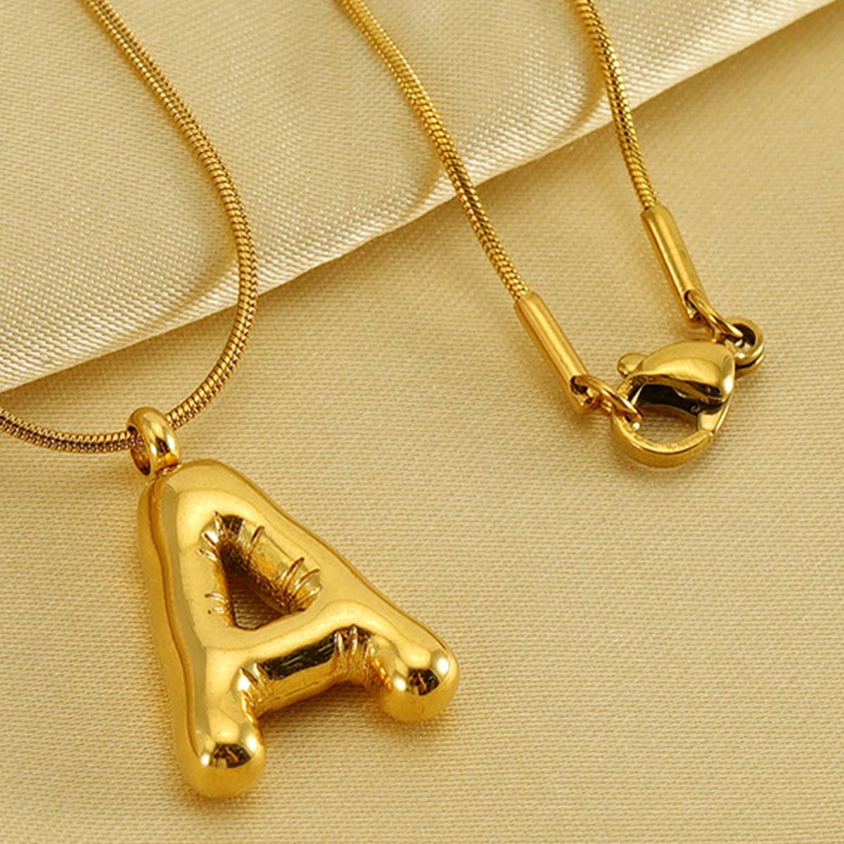 BALLOON STYLE 18K GOLD LETTER PENDANT NECKLACE_CWAJE0691