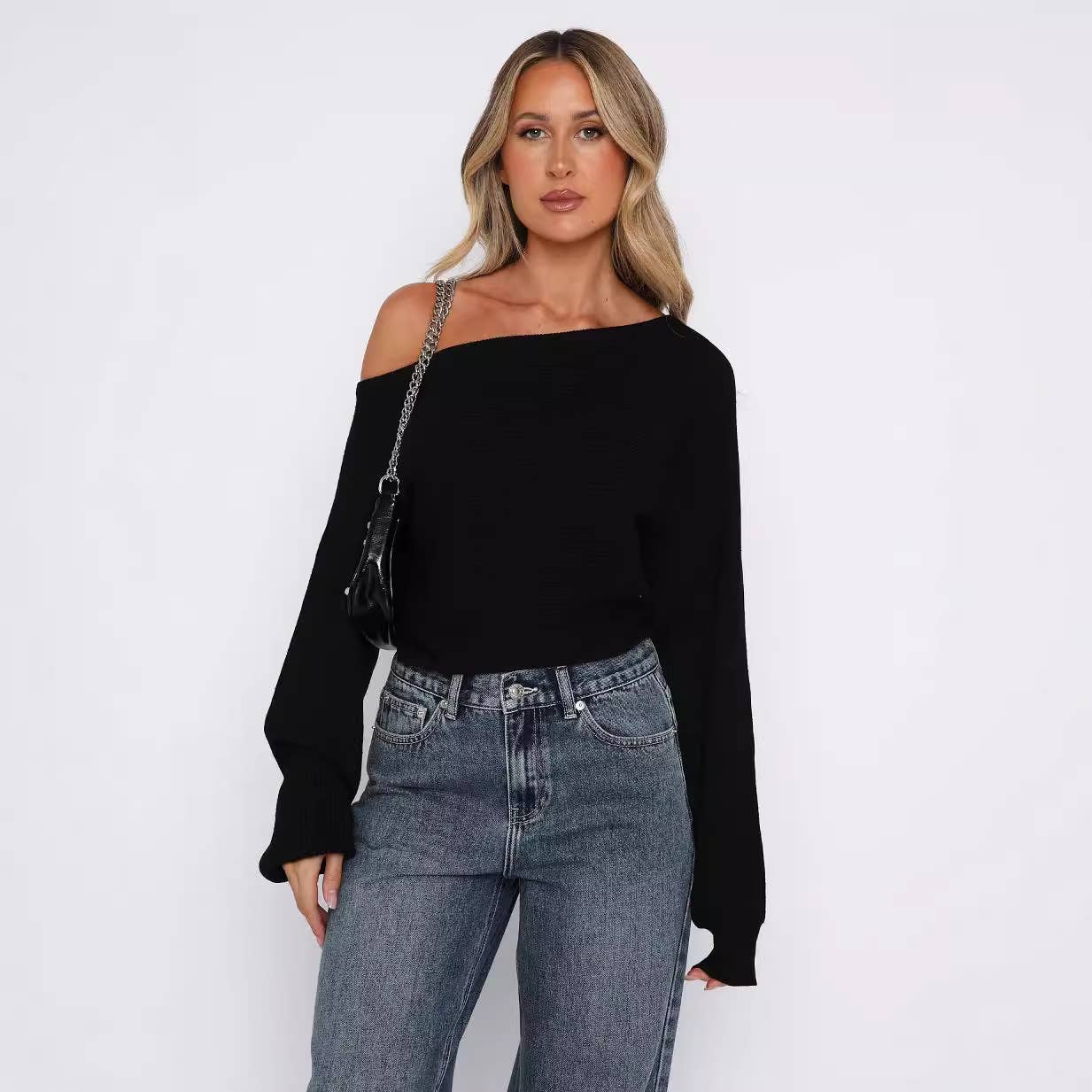 SEXY LONG-SLEEVED SWEATER WITH SLOPING SHOULDERS