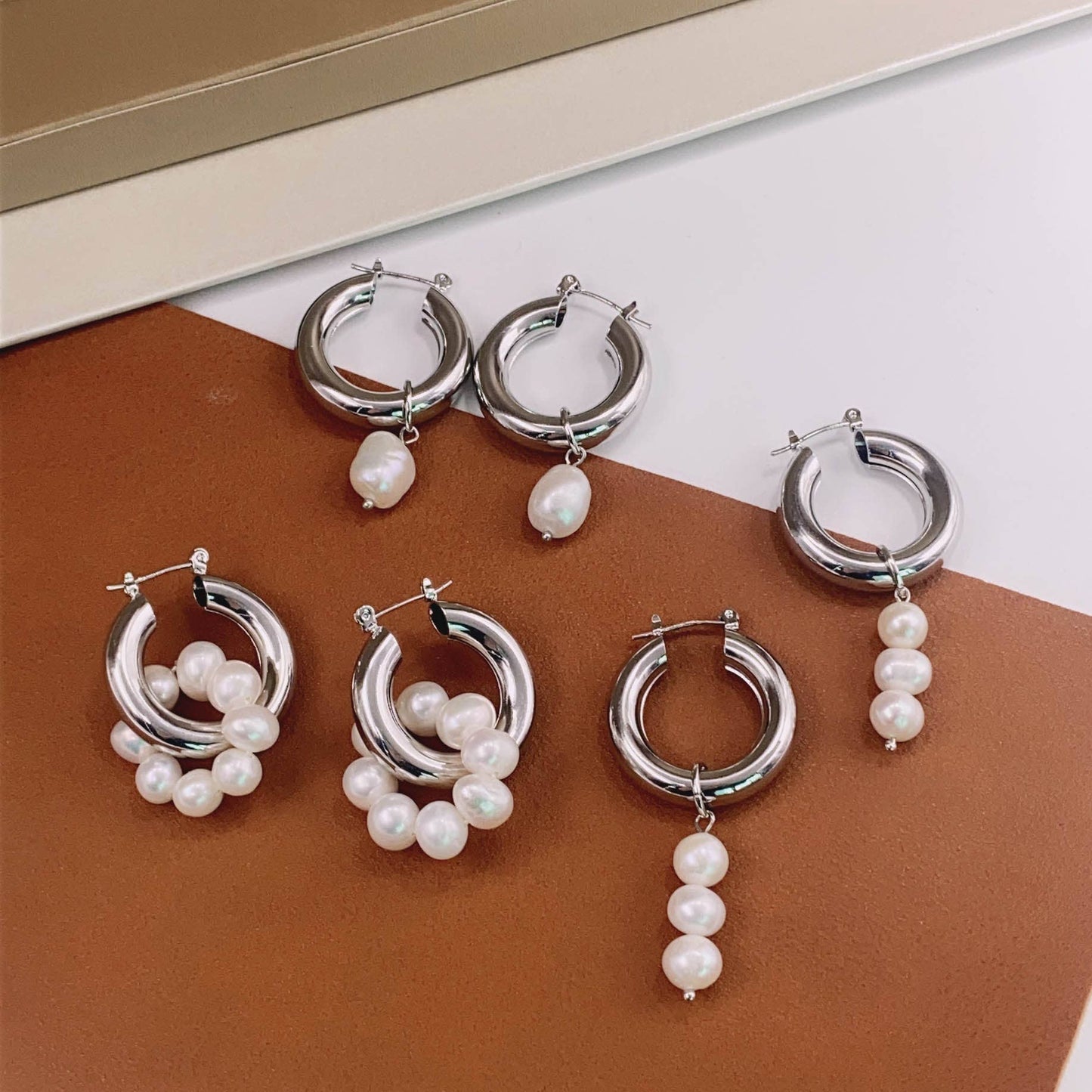 Simple versatile and retro-styled pearl earrings