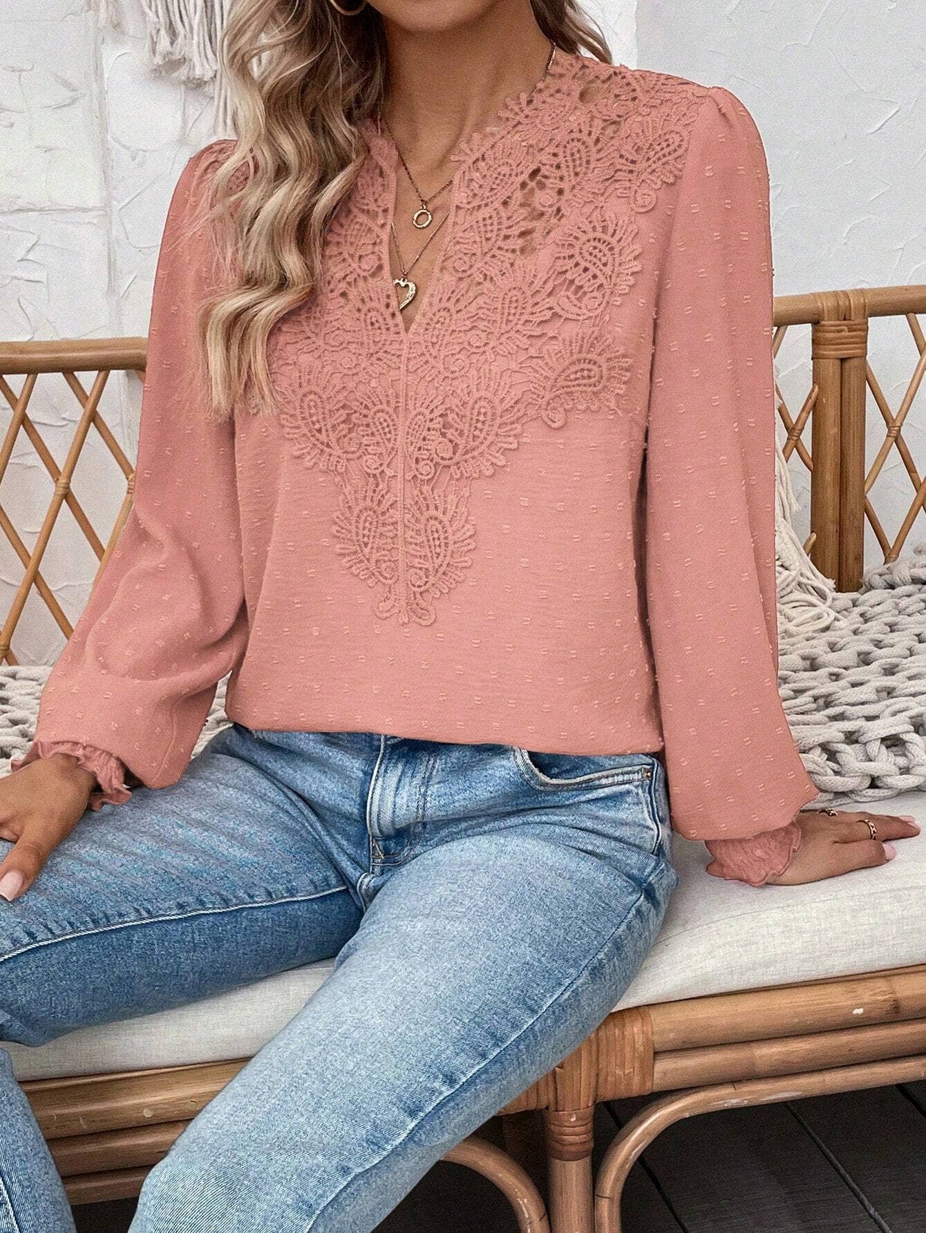 V-neck lace solid-color long-sleeved T-shirt