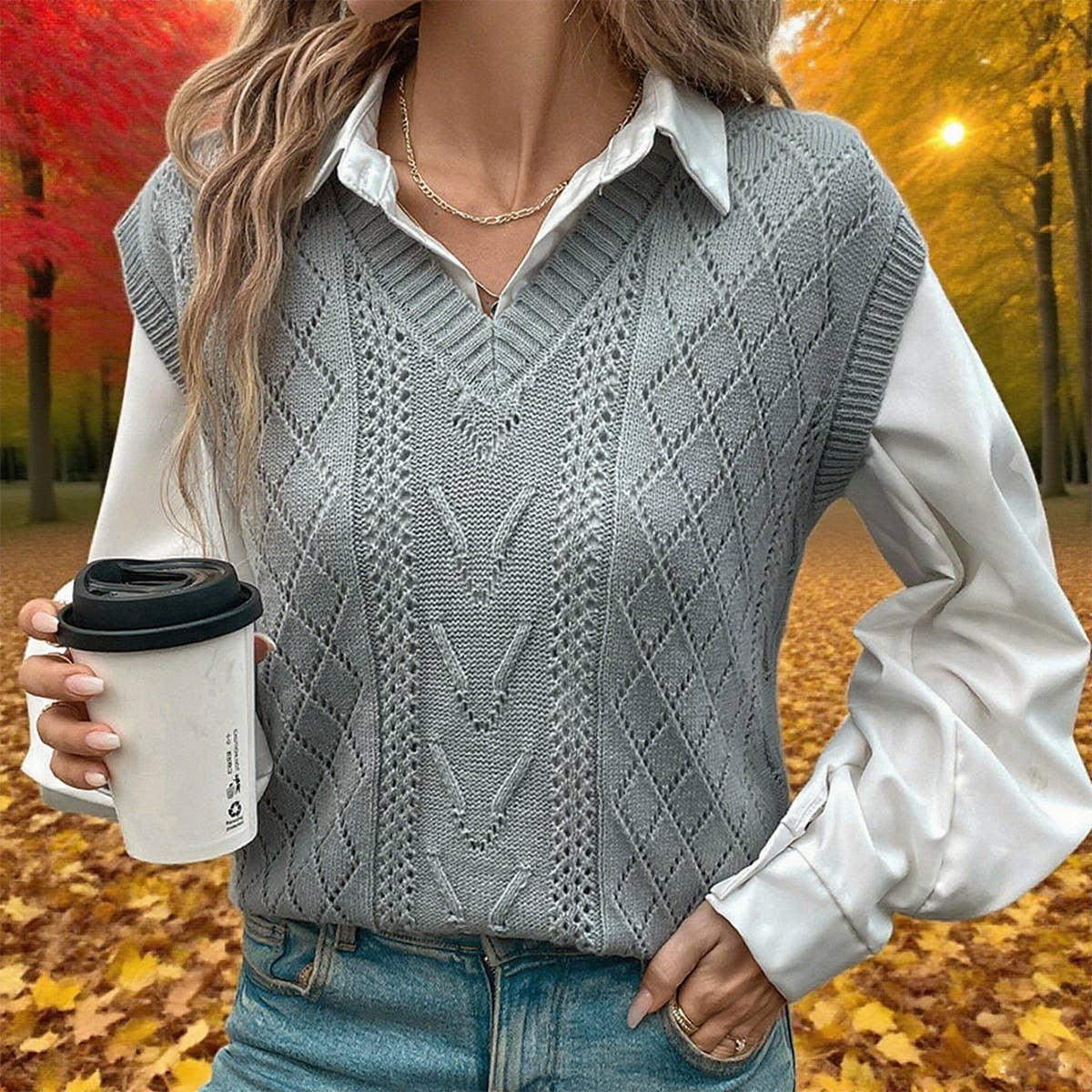 Twisted V-neck pullover knitted vest