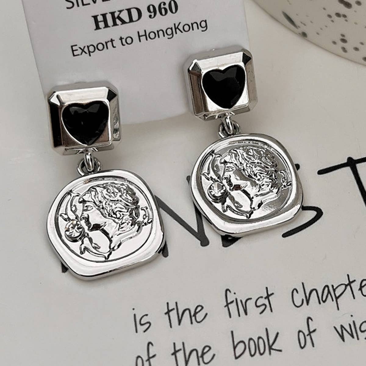 LIGHT LUXURY ZIRCON GEOMETRIC LOVE STUD EARRINGS