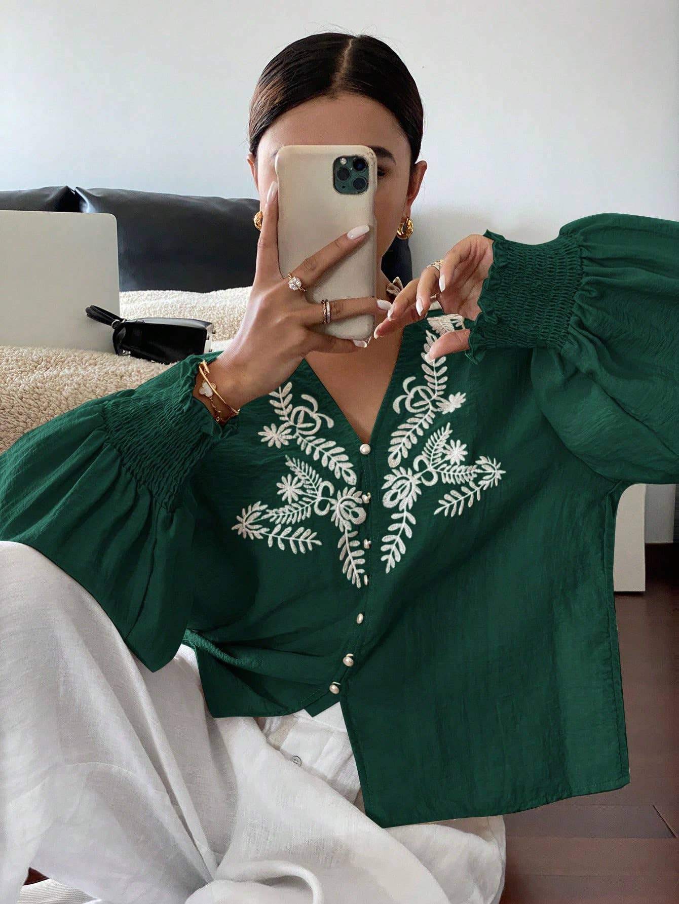 Embroidered single-breasted lantern sleeve top