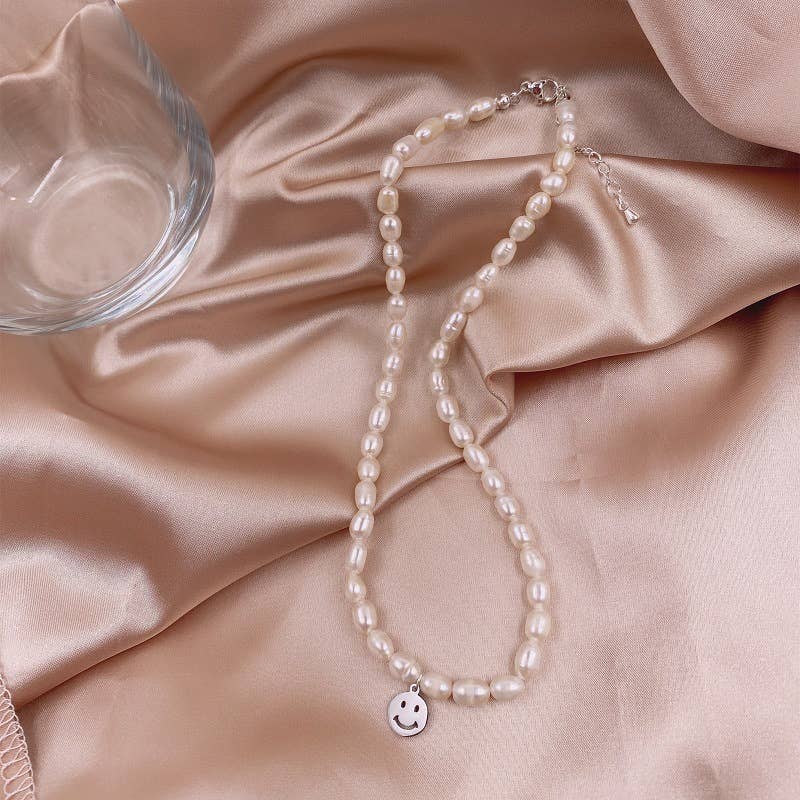 Baroque irregular retro freshwater pearl necklace
