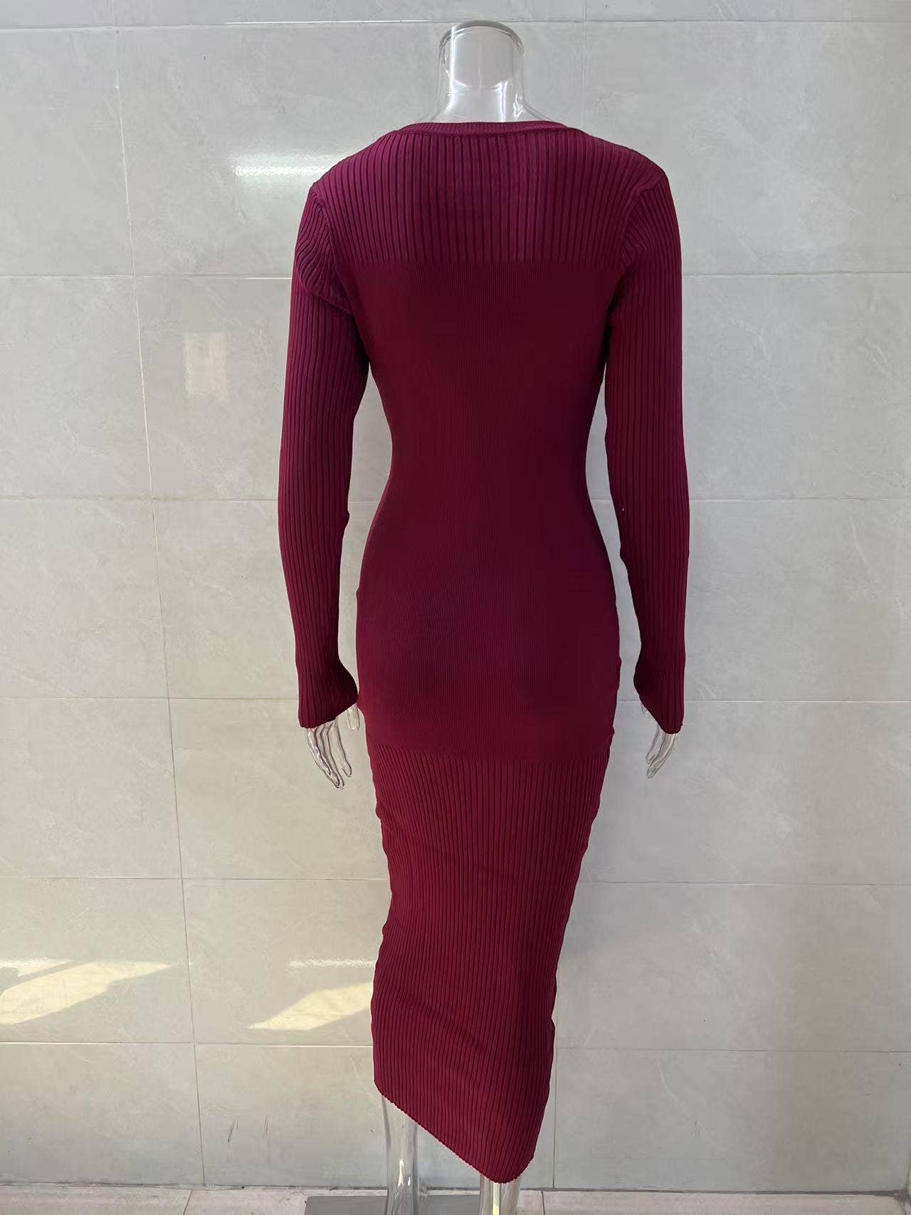 Round-neck pitted tight knitted dress