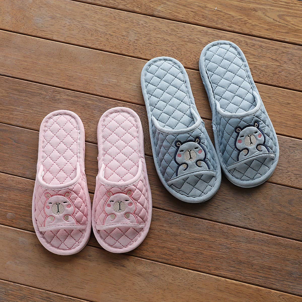 Plaid Capybara Thick Fabric Slippers with Grip_CWSHF0181