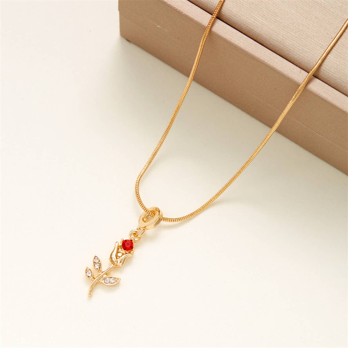 TULIP DIAMOND 3D FLOWER NECKLACE