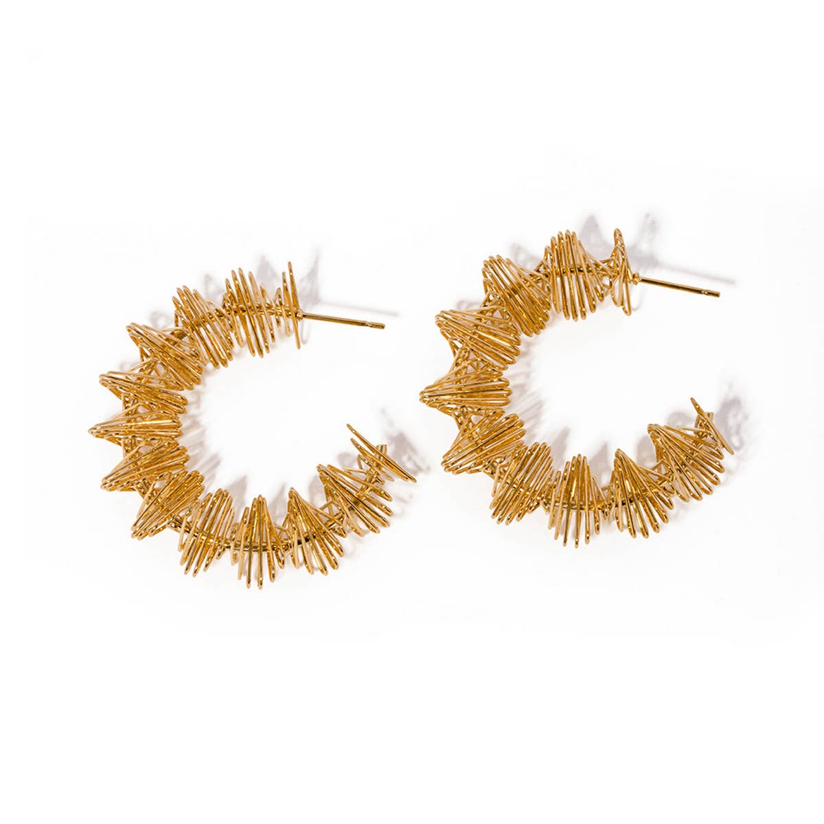 SIMPLE TWISTED SPRING C-SHAPED EARRINGS_CWAHA0916