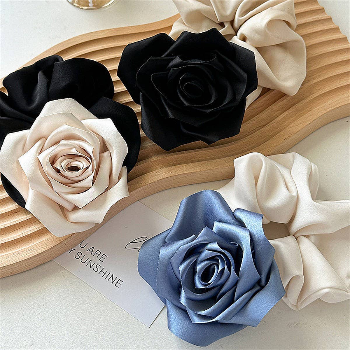 2024 SWEET LARGE ROSE HAIR TIE_CWAHA1366