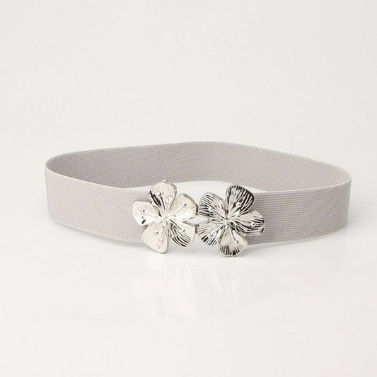 Fashionable flower-buckle decorated belt