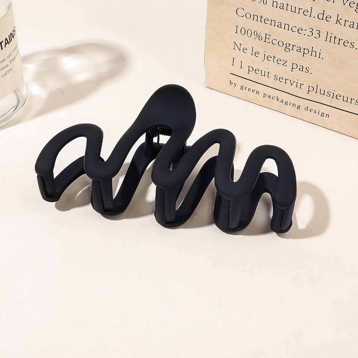 Big wavy hair clips, perfect for winter and fall_CWAHA0397