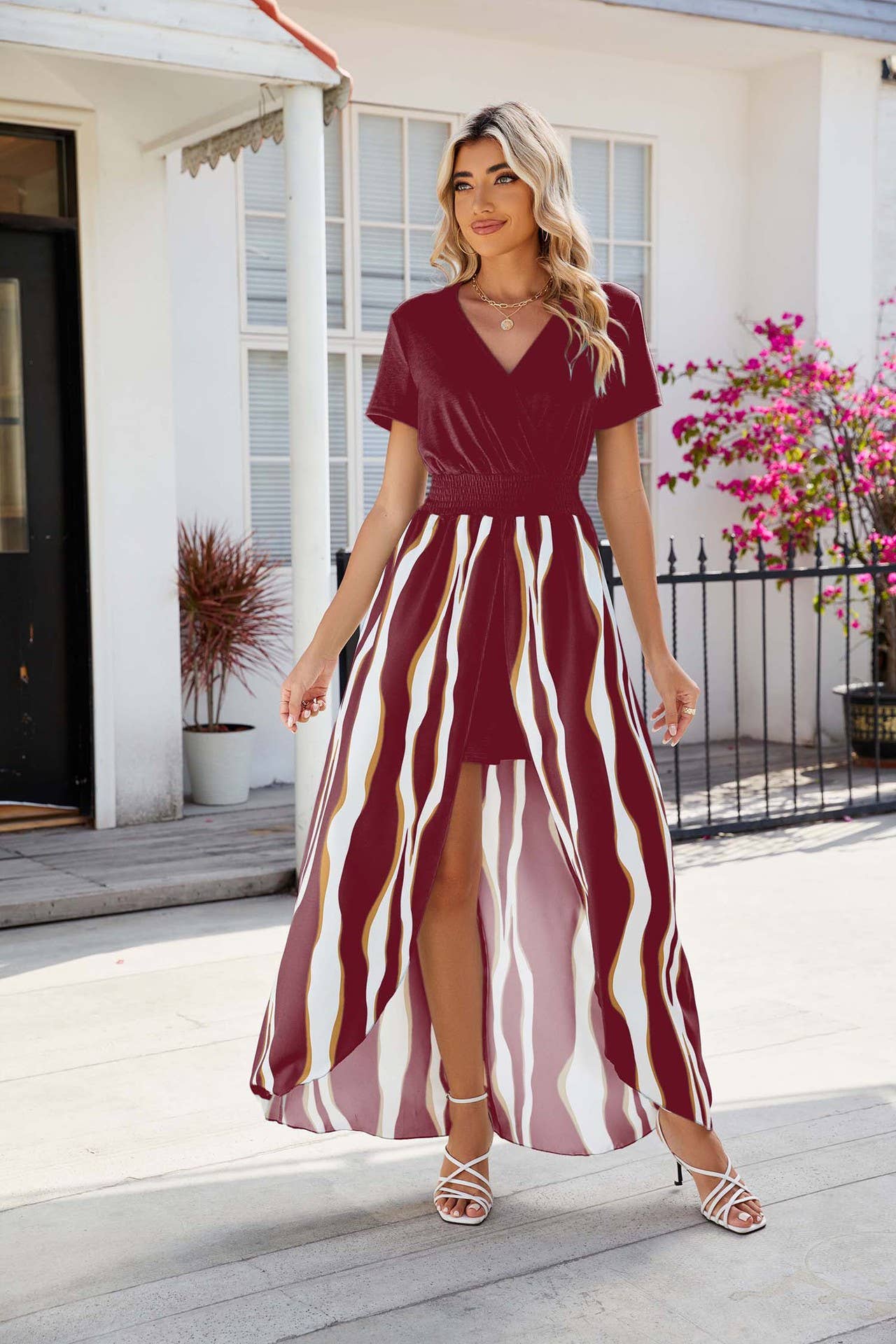 Solid V-neck short sleeve waist tie romper dress