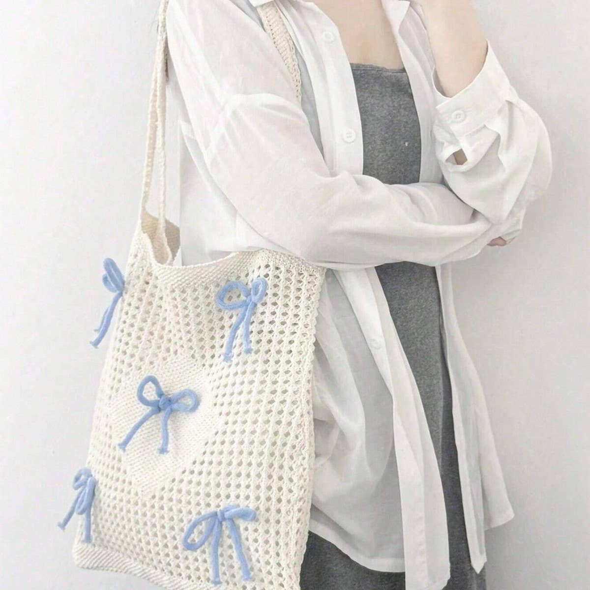 CWAB5058_SIMPLE BOW ELEMENT KNITTED SHOULDER BAG