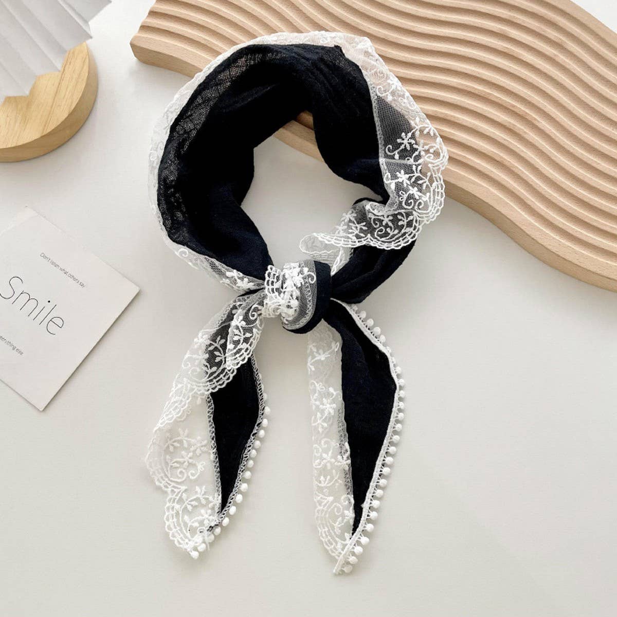 VERSATILE LACE PATCHWORK TRIANGLE SCARF