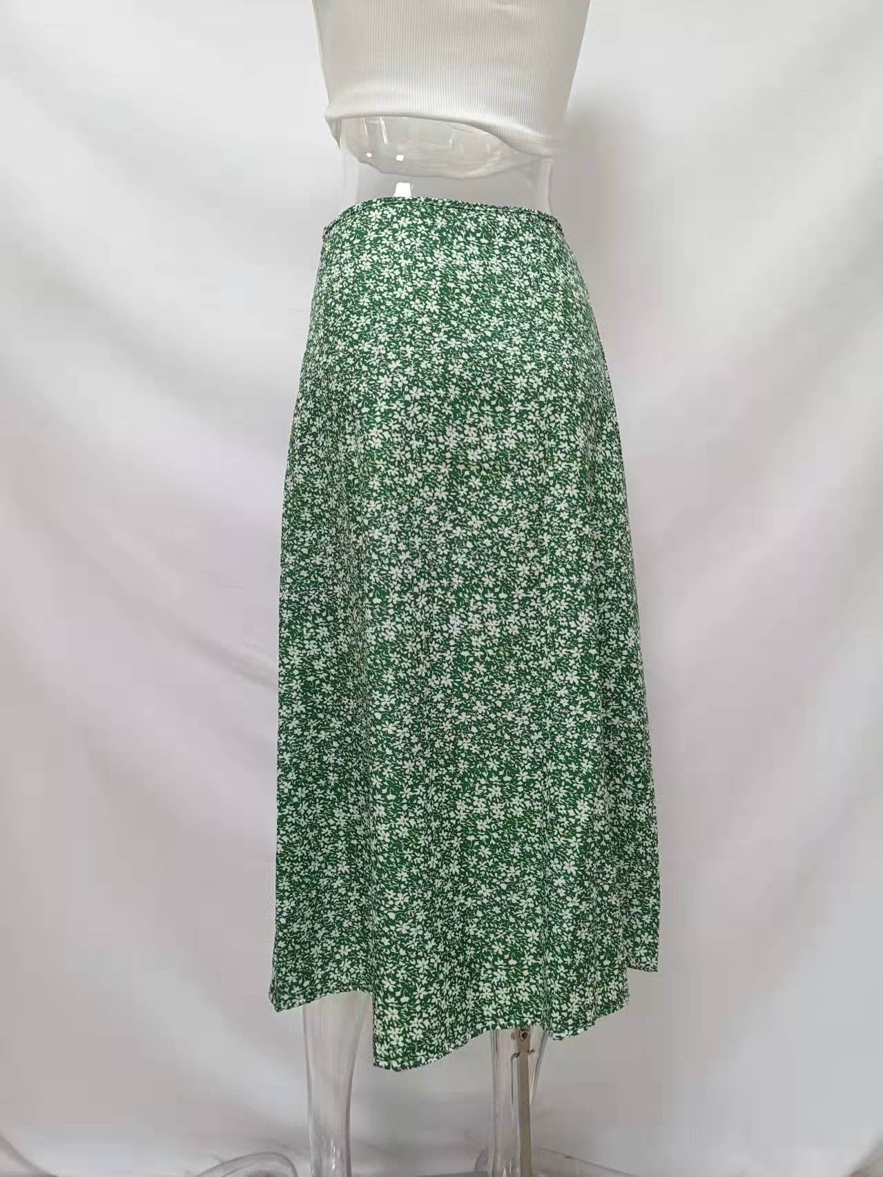 High-slit A-line body-hugging mid-waist skirt