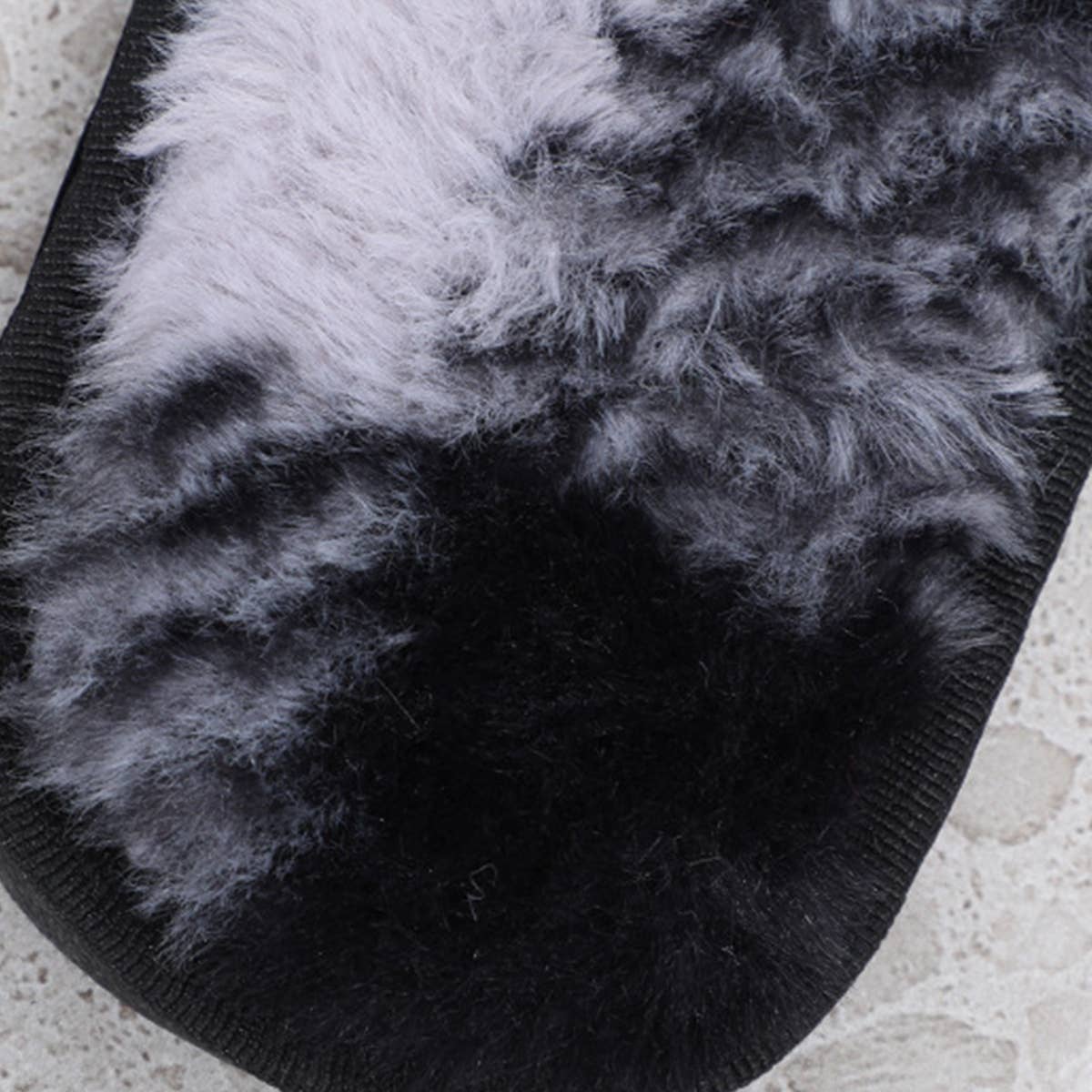 HOME TWO-COLOR PLAID PLUSH SLIPPERS