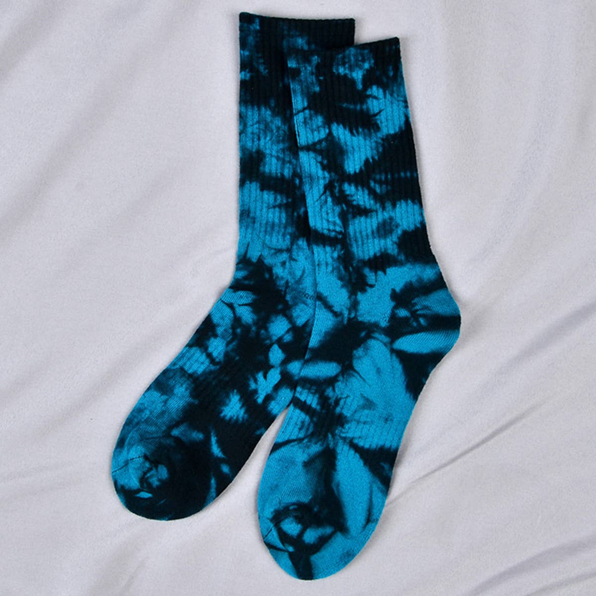 TIE-DYED STREET SKATEBOARD SOCKS