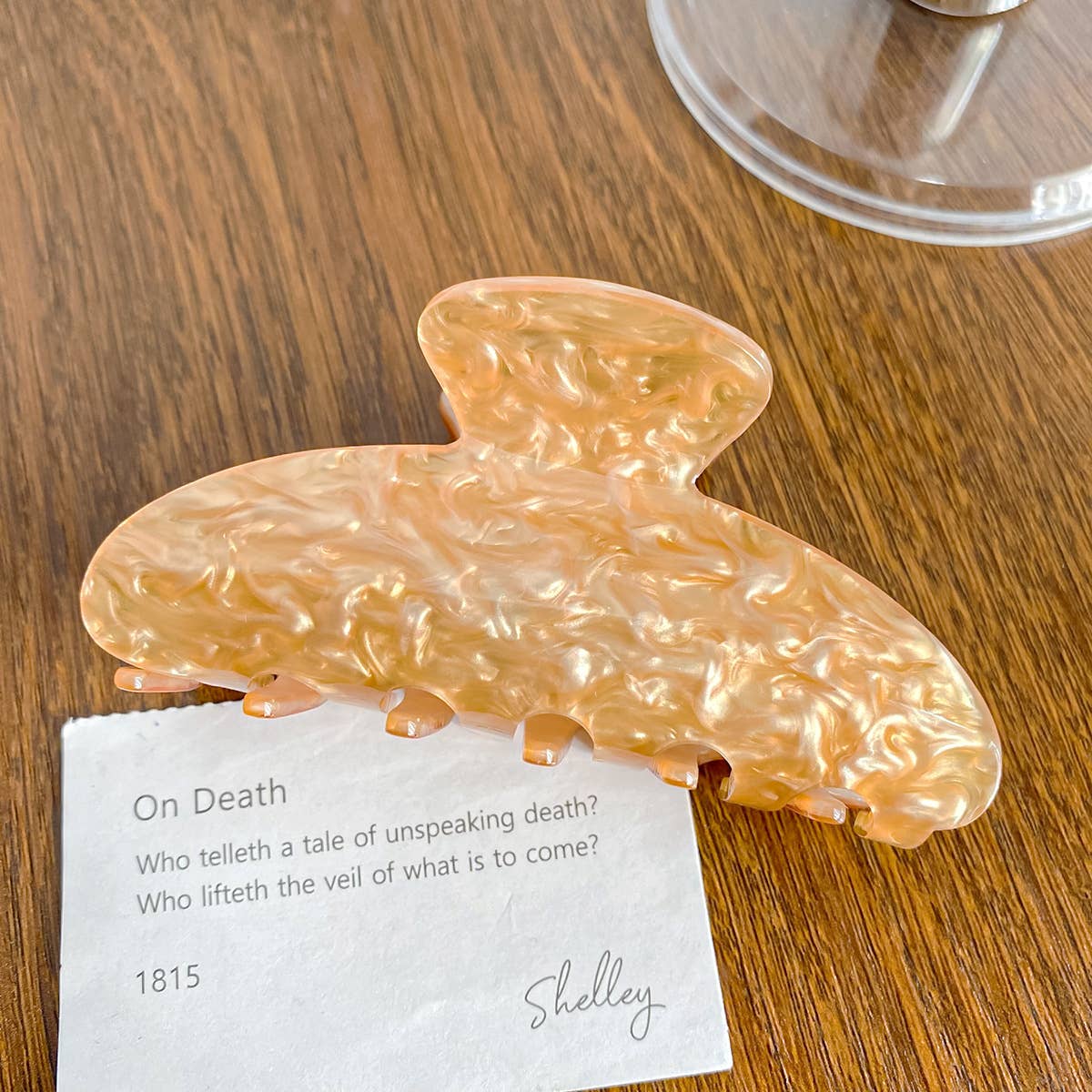 Large-size acetic acid-like jelly-colored gripper