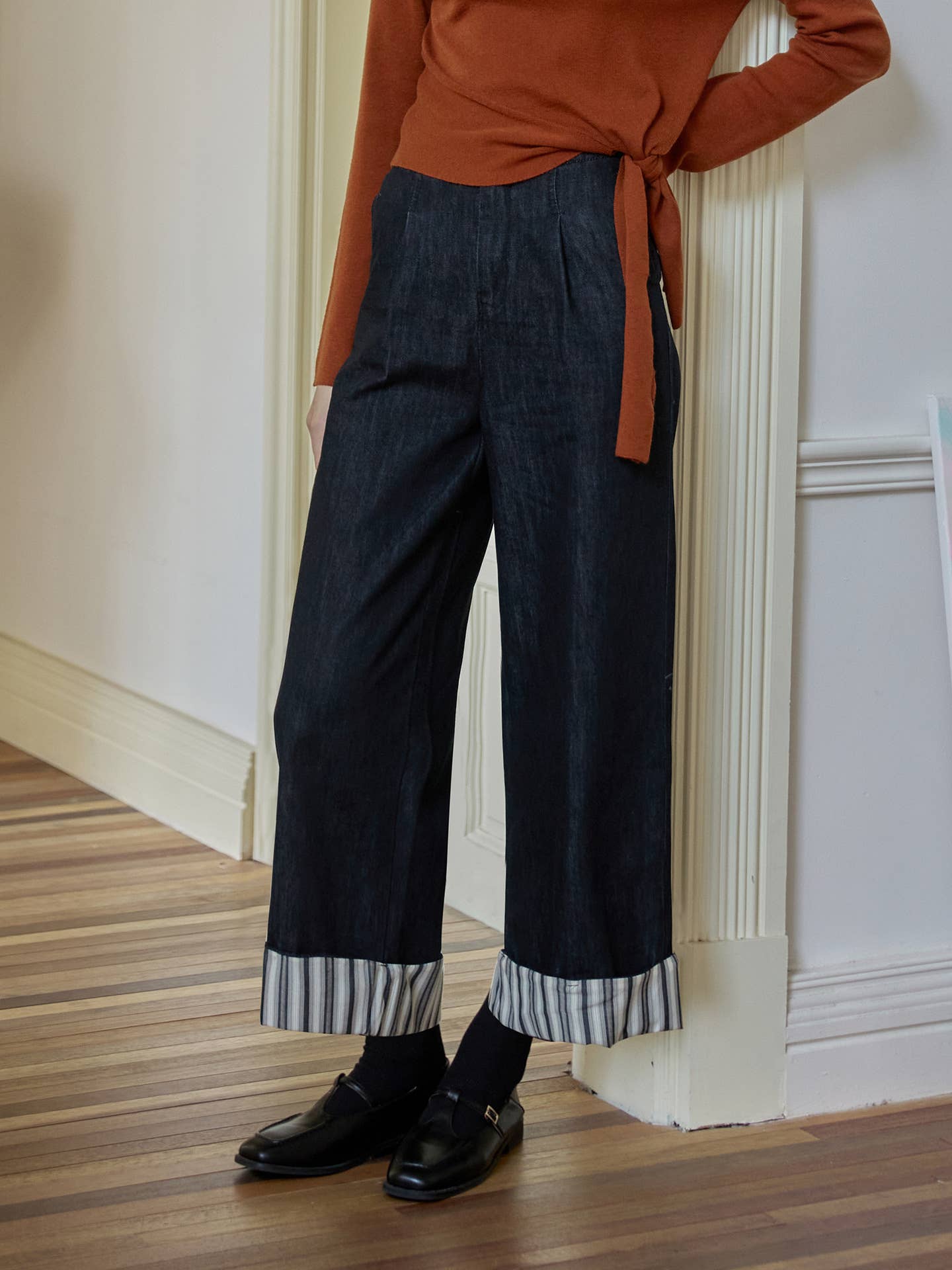 Straight-leg striped wide-leg jeans