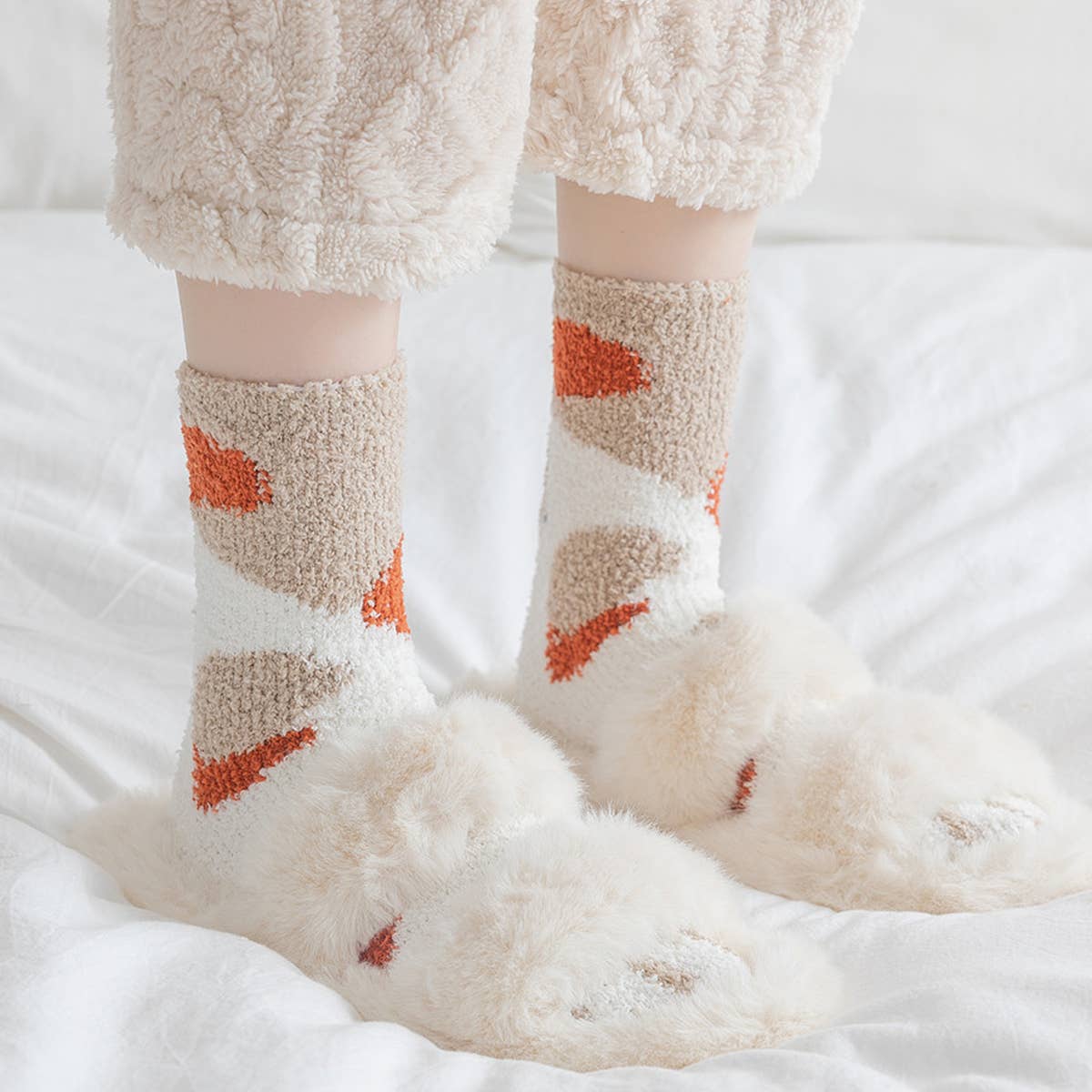 WOMEN PADDED CORAL FLEECE CAT CLAW SOCKS