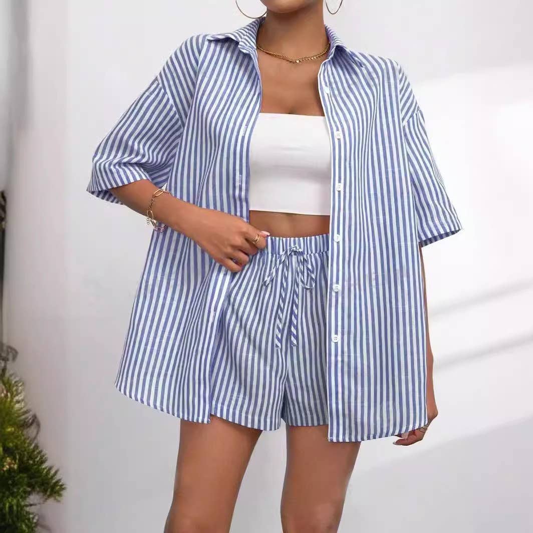 Lapel striped short-sleeved and shorts suit