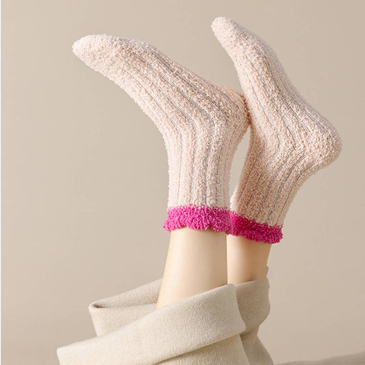 CORAL FLEECE MID-TUBE HOME SOCKS