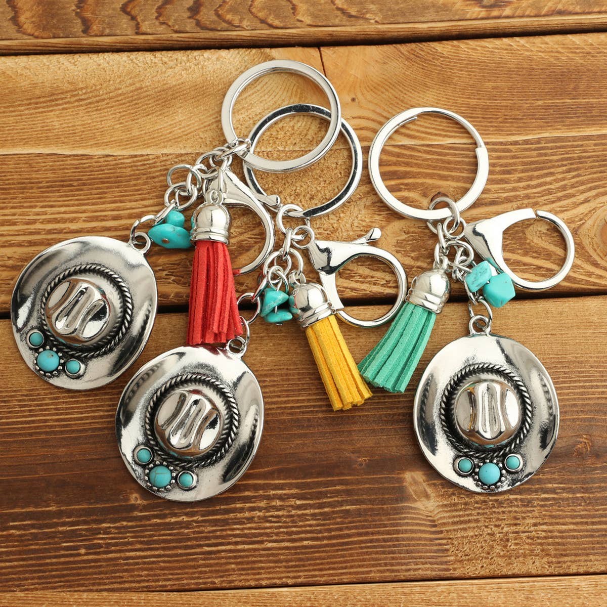 RETRO PENDANTS BOHEMIAN KEYCHAINS_CWMM1304