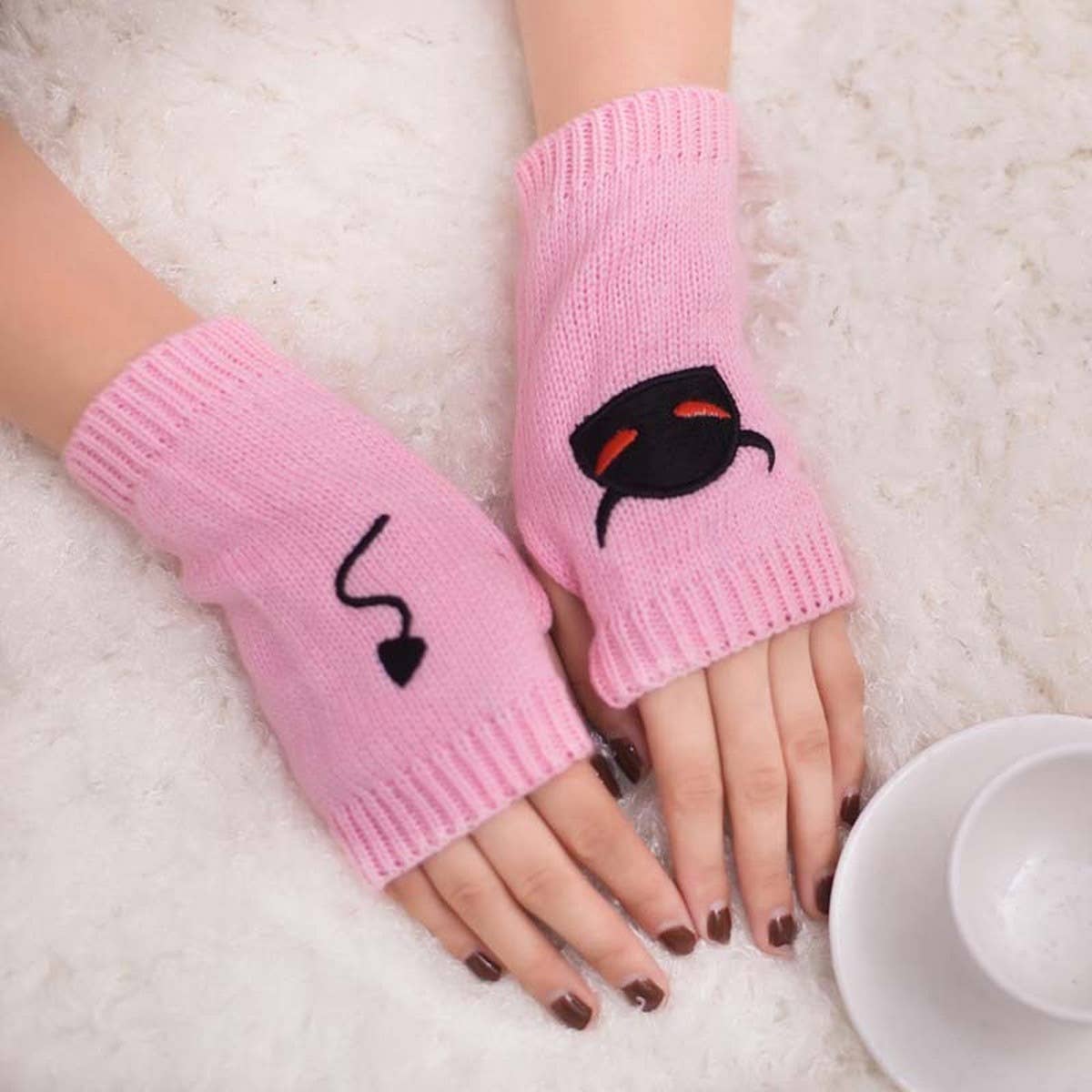 CWAG00532_HALLOWEEN EMBROIDERED FINGERLESS GLOVES