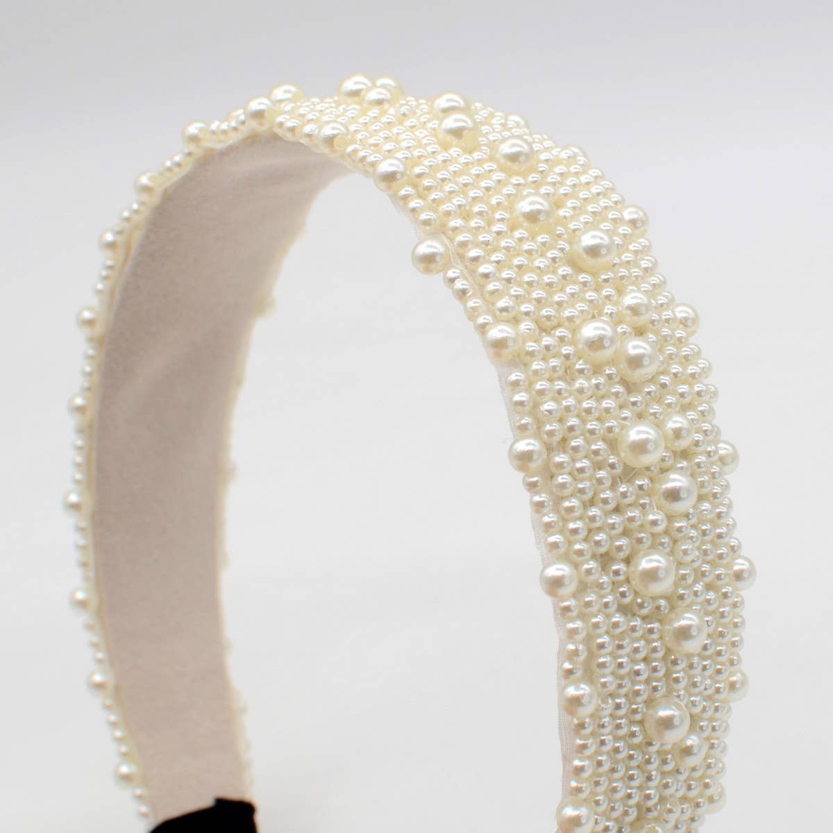PURE HANDMADE WIDE BRIMMED PEARL HEADBAND_CWAHA0365
