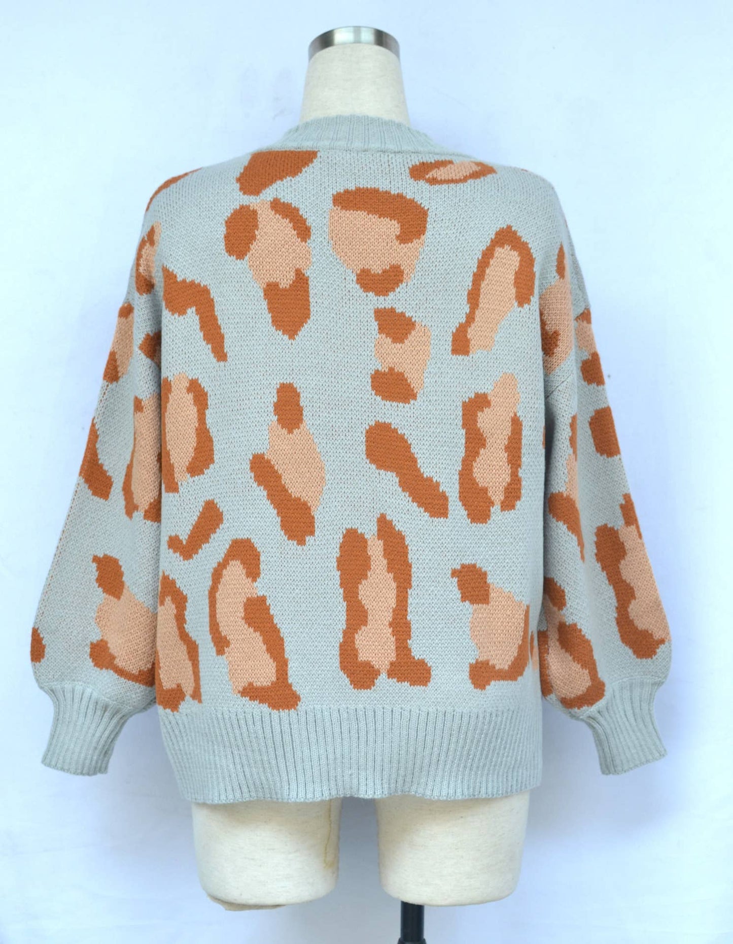 LEOPARD PRINT PULLOVER KNIT SWEATER