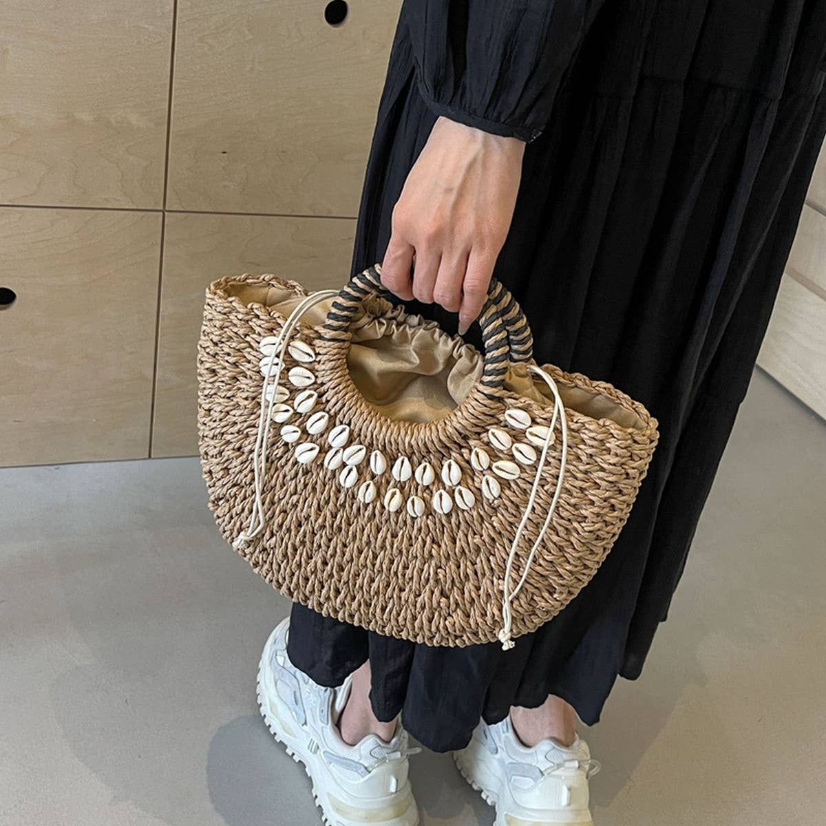 RETRO SEMICIRCLE FASHIONABLE SHELL WOVEN BAG_CWAB2316