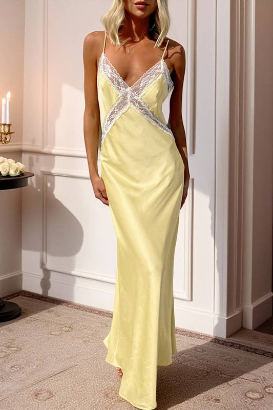 CWDMD951_SOLID COLOR V-NECK LACE SUSPENDER DRESS