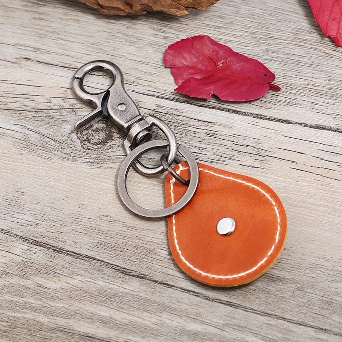 NEW CREATIVE MEN'S ALLOY LEATHER KEYCHAIN