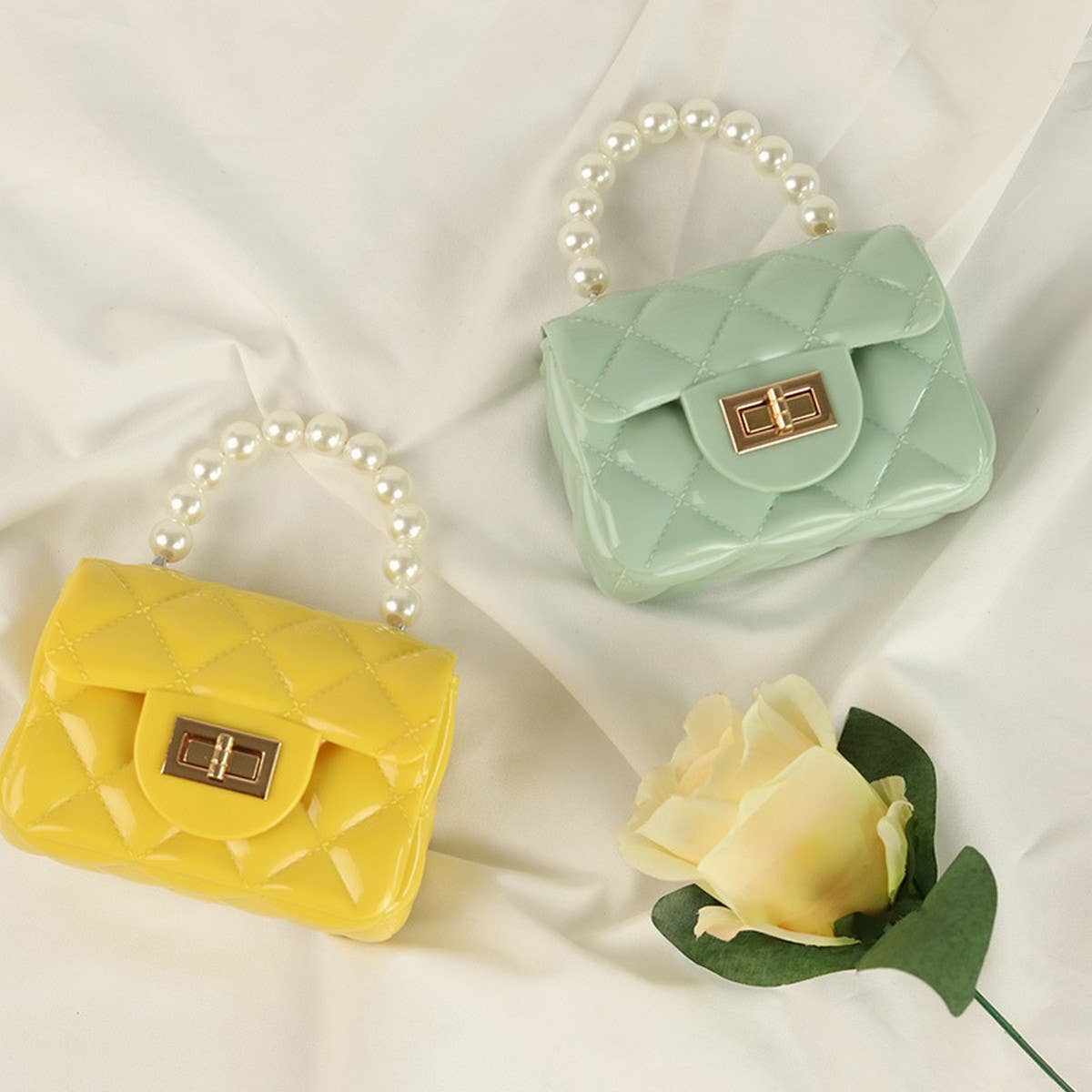 SMALL HANDBAG WITH PEARL CHAIN FOR WOMEN_CWAB1791