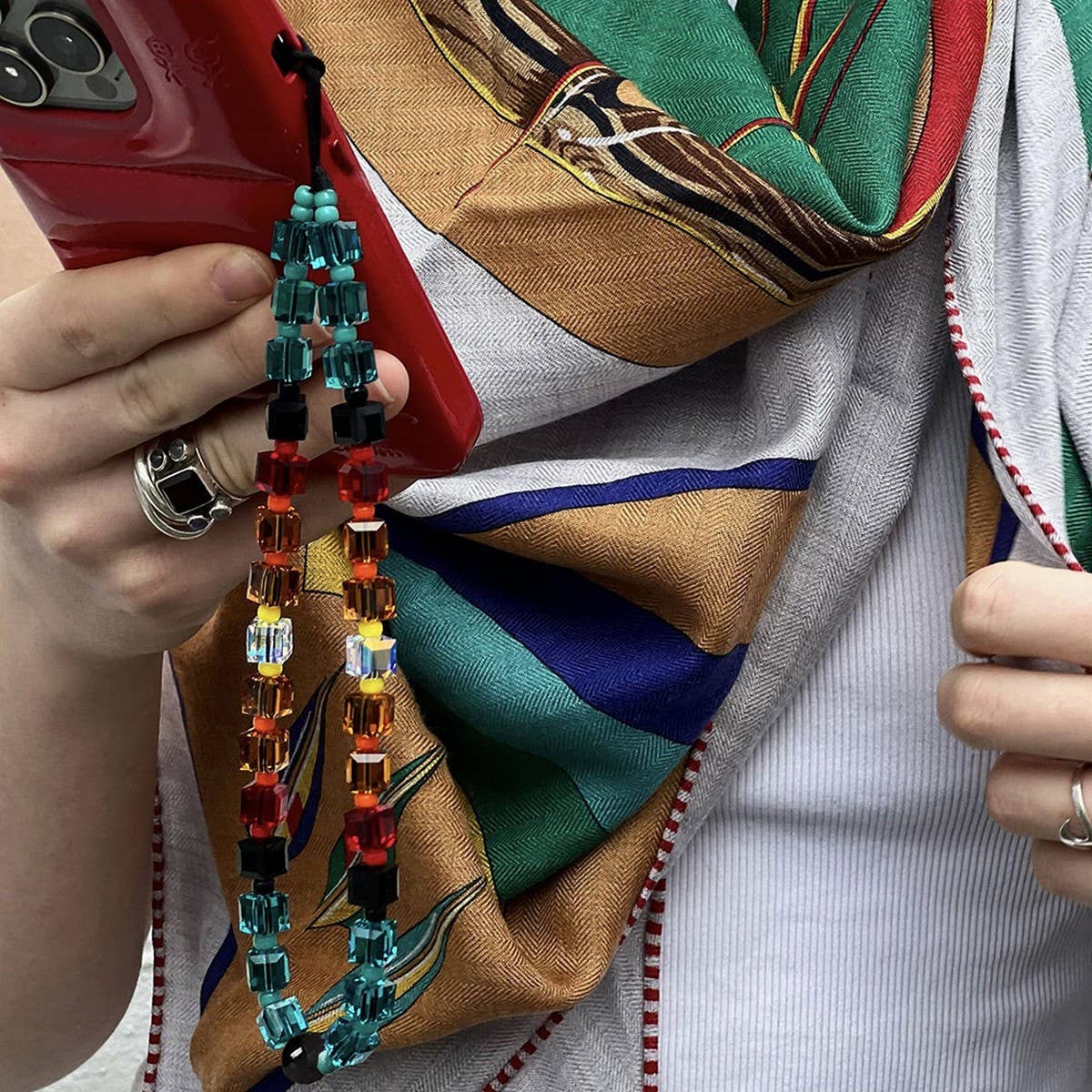 CWMM8718_RETRO HIGH-END SHORT BEADED MOBILE PHONE CHAIN