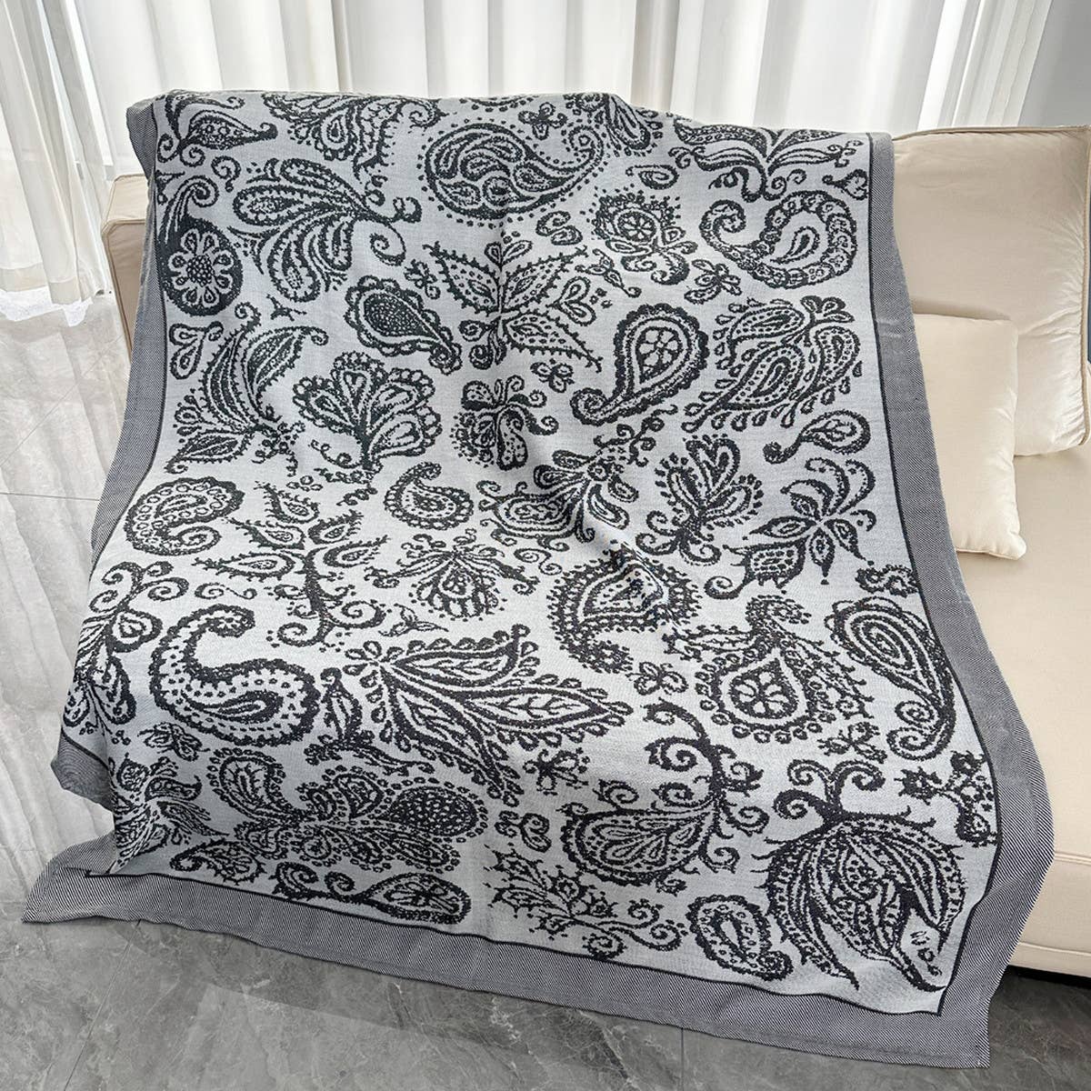 PRINTED WOVEN JACQUARD BLANKET_CWMM0322