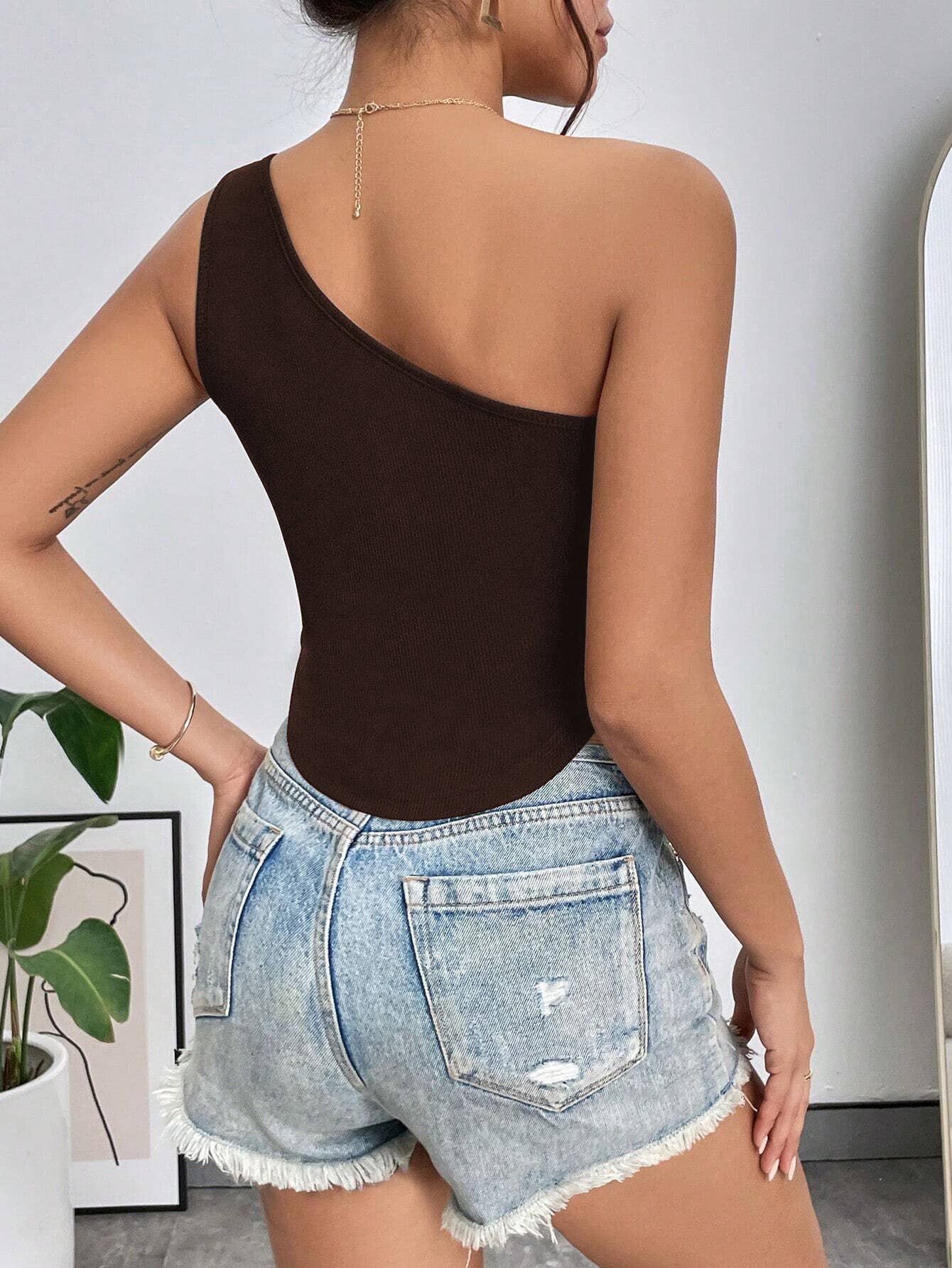 SHORT IRREGULAR HEM DIAGONAL SHOULDER WRAP VEST