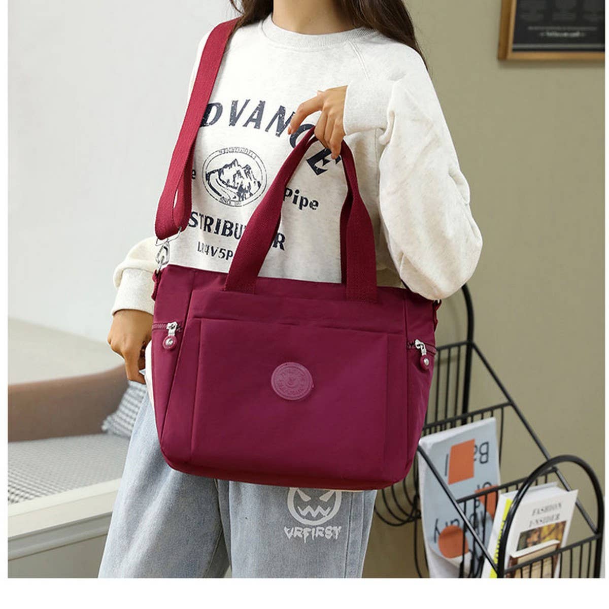 LARGE CAPACITY OUTDOOR SHOULDER MESSENGER BAG_CWAB3519