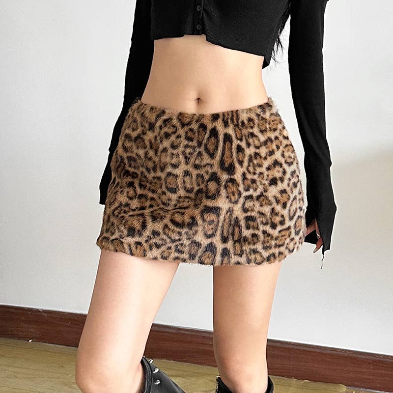 Slimming plush leopard print body-hugging skirt